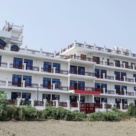 Hotel Sun Haven نويدا الكبرى المظهر الخارجي الصورة